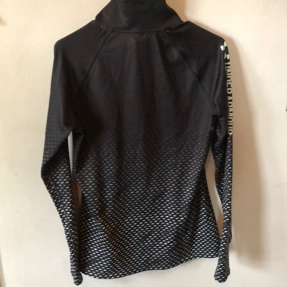 Pullover - Picture 3 of 3